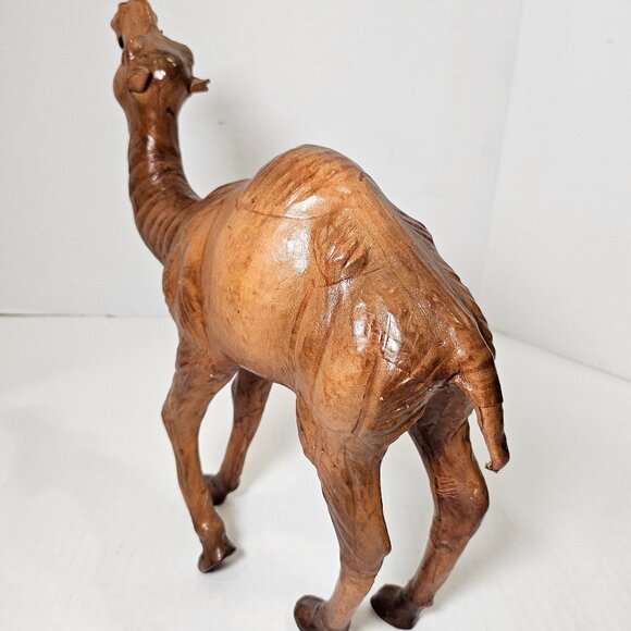 Mid Century Vintage Leather Wrapped Decorative Camel Figure 11 " X 13 " - Picture 4 of 9